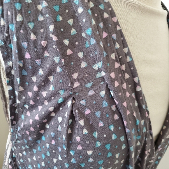 NEW Urban Outfitters Ecote Gray Drape Front Sleeveless Top Women's Size M - Picture 4 of 11